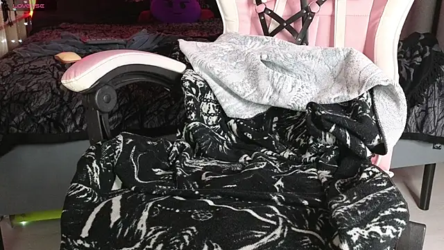 Devil s bride online show from 04-02-26, 03:51