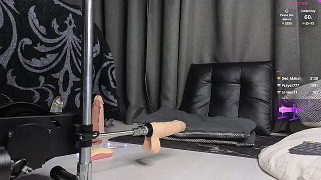 Snapshot of Devil_s_bride chatting on 01-24-25, 06:03 Devil s bride online show from 01-24-25, 06:03