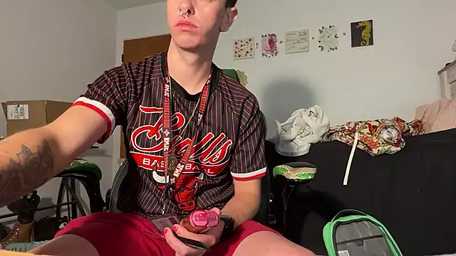 twentywithafelonyy online show from 12-04-25, 08:13