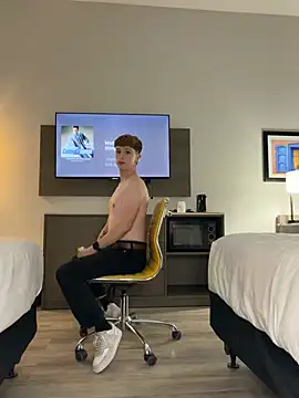 twentywithafelonyy online show from 06-18-26, 10:42