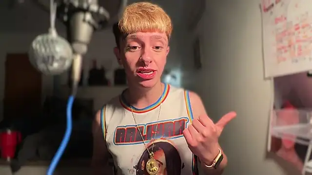 twentywithafelonyy online show from 02-26-25, 05:03