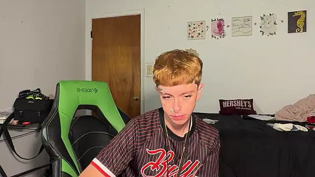 twentywithafelonyy online show from 11-14-25, 06:39