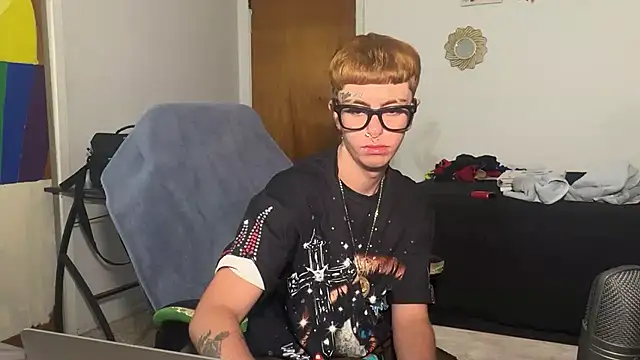 twentywithafelonyy online show from 11-08-25, 10:41