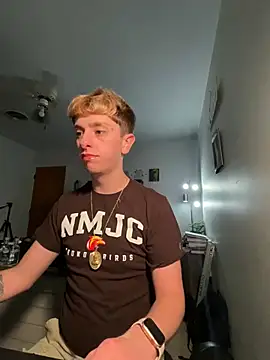 twentywithafelonyy online show from 03-04-25, 03:55