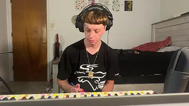 twentywithafelonyy online show from 09-15-25, 05:41