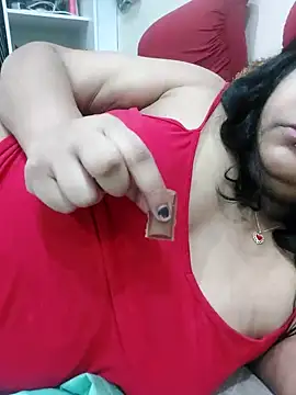 Snapshot of GoddessLorenaTheeSiren chatting on 02-28-25, 03:26 GoddessLorenaTheeSiren online show from 02-28-25, 03:26