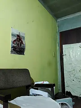 Snapshot of GoddessLorenaTheeSiren chatting on 10-06-25, 04:35 GoddessLorenaTheeSiren online show from 10-06-25, 04:35