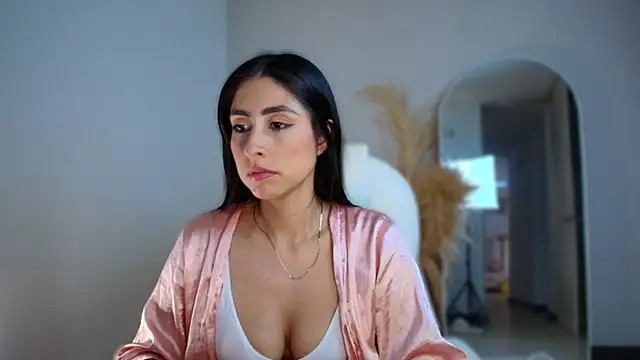 auroracaruso11 online show from 11-20-25, 09:25