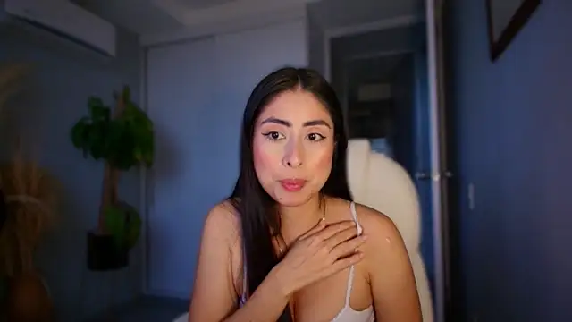 auroracaruso11 online show from 09-20-25, 10:37
