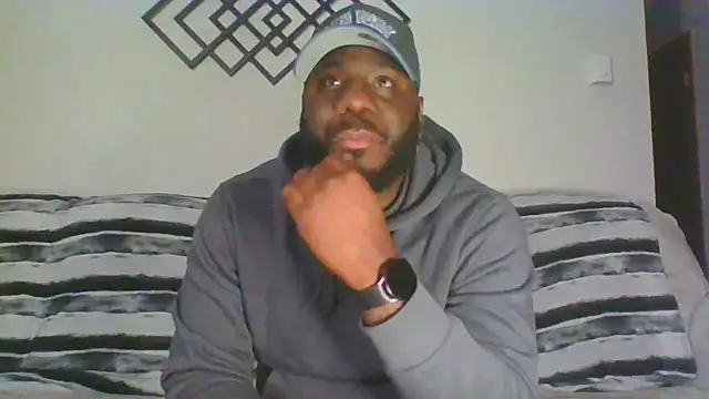 Stayinalive1992 online show from 12-17-25, 02:49