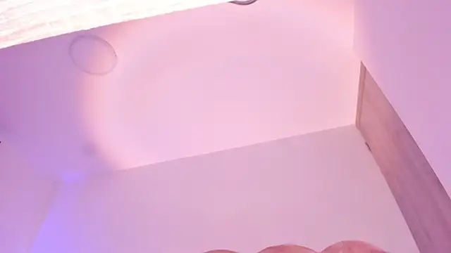 amelie murphy  online show from 04-16-26, 11:00