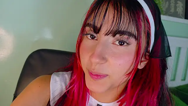 ParisFox  online show from 11-09-25, 12:03