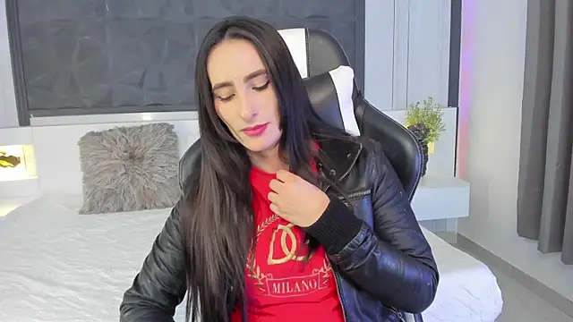 SaraGomez1 online show from 01-05-26, 05:27