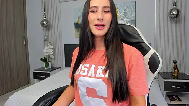 Snapshot of SaraGomez1 chatting on 05-19-26, 12:56 SaraGomez1 online show from 05-19-26, 12:56
