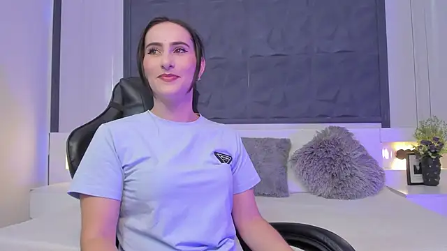 SaraGomez1 online show from 02-19-26, 01:08