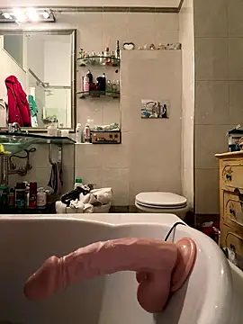 Snapshot of gianluca75gggggggh chatting on 01-10-26, 08:15 gianluca75gggggggh online show from 01-10-26, 08:15