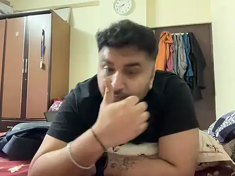 Snapshot of gauravgay93 chatting on 01-23-25, 03:11 gauravgay93 online show from 01-23-25, 03:11
