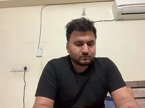 Snapshot of gauravgay93 chatting on 02-17-25, 05:55 gauravgay93 online show from 02-17-25, 05:55