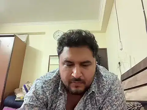 Snapshot of gauravgay93 chatting on 02-18-25, 03:10 gauravgay93 online show from 02-18-25, 03:10