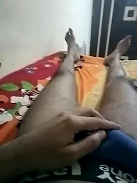 Snapshot of sanju599 chatting on 01-06-26, 05:28 sanju599 online show from 01-06-26, 05:28