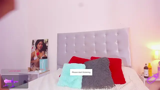 NiaBlanco online show from 09-19-25, 05:06