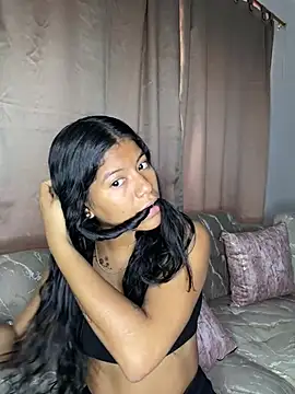 Snapshot of NiaBlanco chatting on 03-19-26, 05:46 NiaBlanco online show from 03-19-26, 05:46