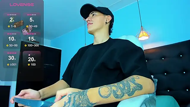 Lobo 17  online show from 01-06-26, 03:43