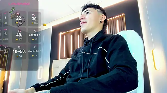 Lobo 17  online show from 02-26-26, 03:39