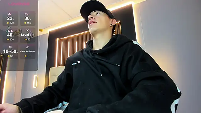 Lobo 17  online show from 04-11-26, 03:36