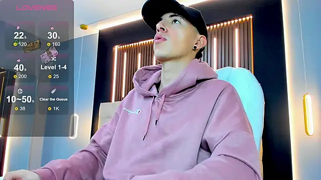 Lobo 17  online show from 02-28-26, 03:39