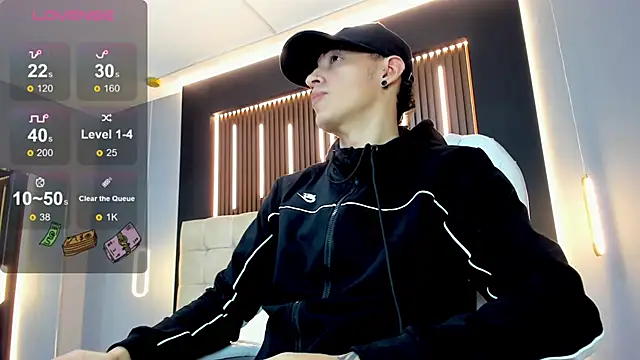 Lobo 17  online show from 02-22-26, 03:42