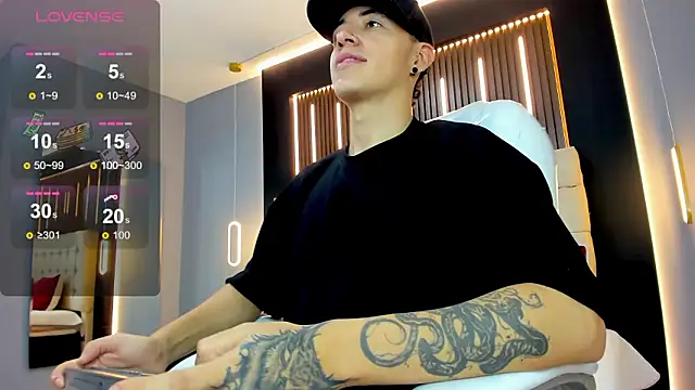 Lobo 17  online show from 02-13-26, 03:39