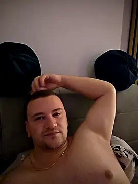 KarlosCarutox online show from 12-17-25, 07:52