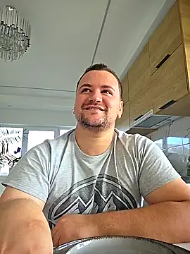 KarlosCarutox online show from 11-12-25, 12:20