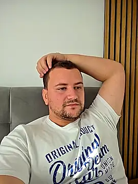 KarlosCarutox online show from 11-15-25, 01:26