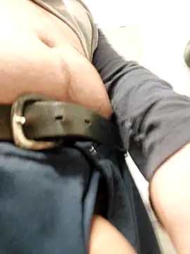 QcMisterv13 online show from 12-19-25, 05:48