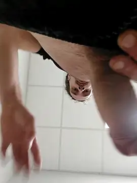 QcMisterv13 online show from 10-30-25, 02:36