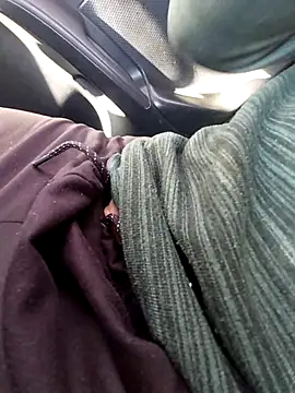 QcMisterv13 online show from 10-29-25, 07:35