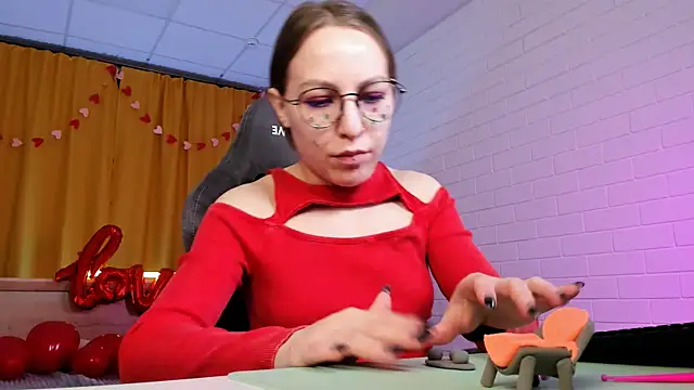 AphexQueen online show from 02-17-25, 04:17