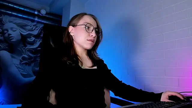 AphexQueen online show from 04-25-26, 01:14