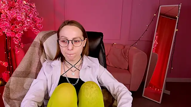 AphexQueen online show from 03-10-25, 03:20