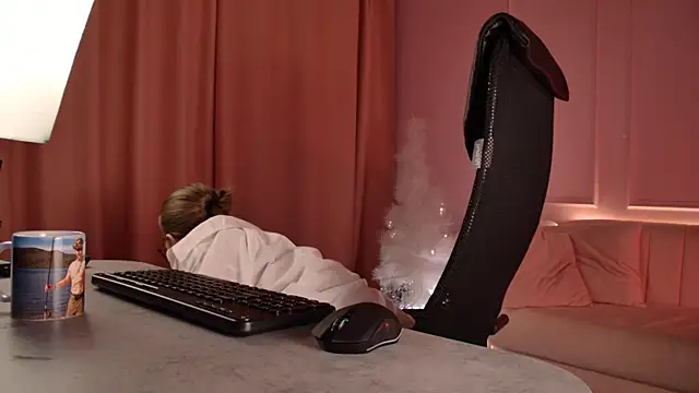 AphexQueen online show from 12-19-25, 10:17