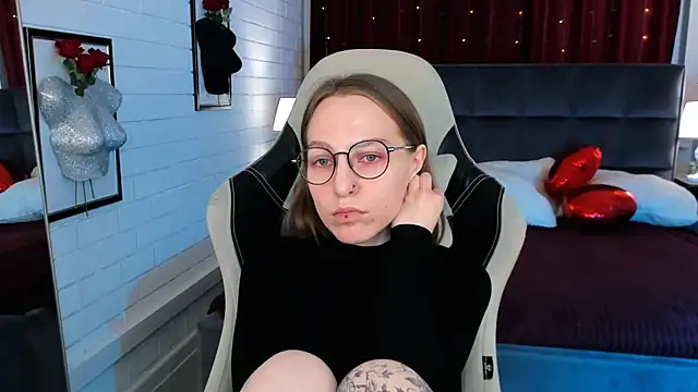 AphexQueen online show from 03-20-25, 12:22