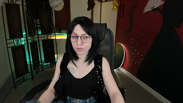 AphexQueen online show from 03-12-25, 01:08