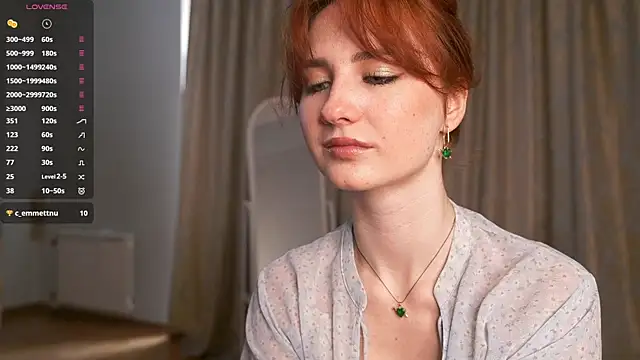 EsmaCrumbley online show from 03-08-25, 04:23