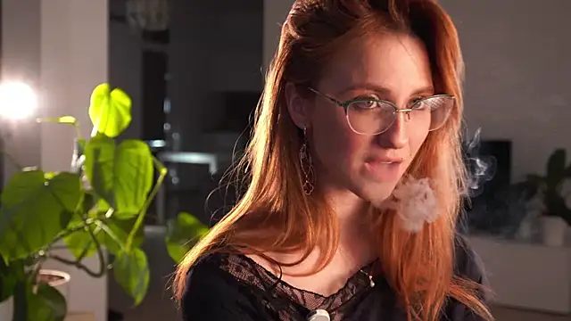 EsmaCrumbley online show from 04-02-26, 05:14