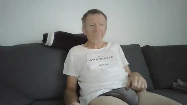 naturiste974 online show from 06-10-26, 04:46