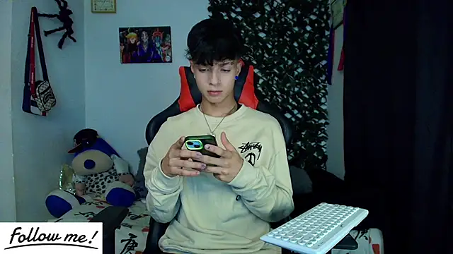 Snapshot of twink_sebas_ chatting on 01-29-25, 04:36 twink sebas  online show from 01-29-25, 04:36