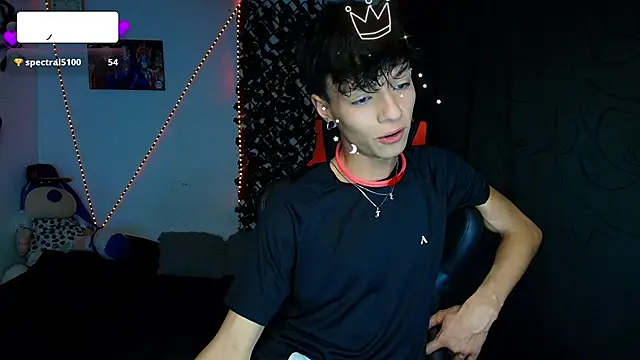 Snapshot of twink_sebas_ chatting on 02-15-25, 06:33 twink sebas  online show from 02-15-25, 06:33