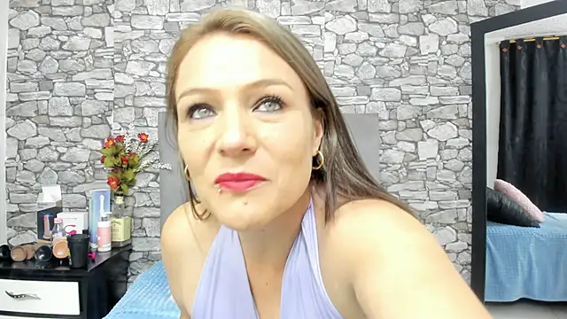 Snapshot of your_angel7 chatting on 09-09-25, 02:10 your angel7 online show from 09-09-25, 02:10